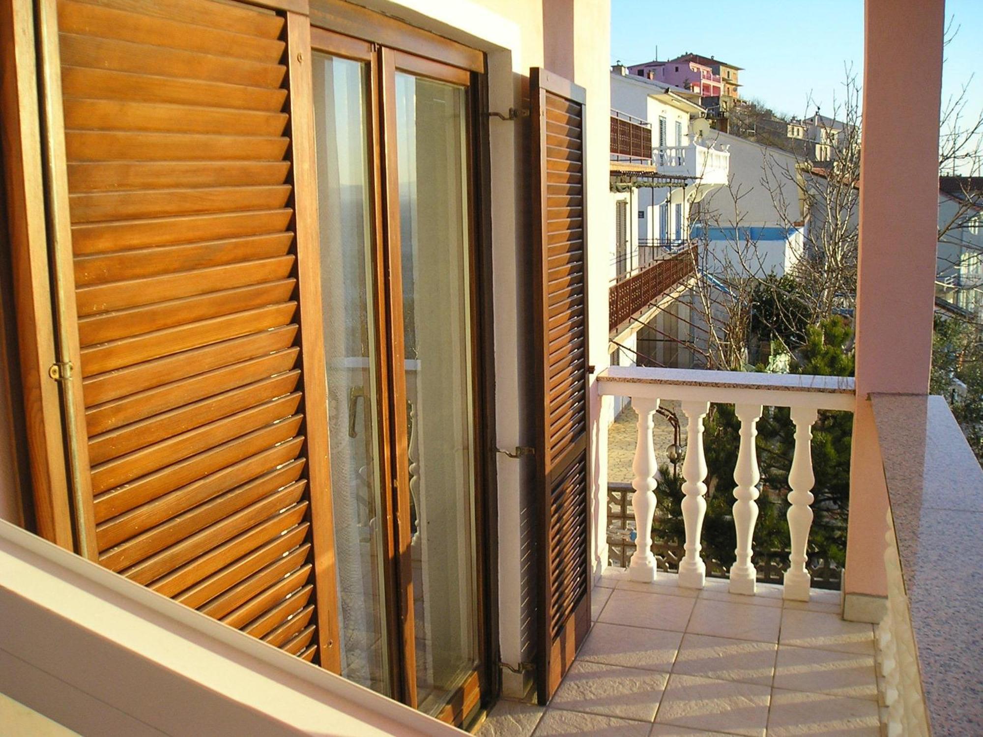 Roza Guest House Сен Екстериор снимка
