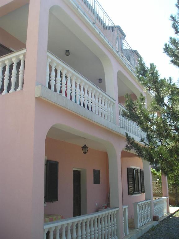 Roza Guest House Сен Екстериор снимка