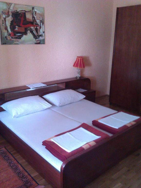 Roza Guest House Сен Стая снимка