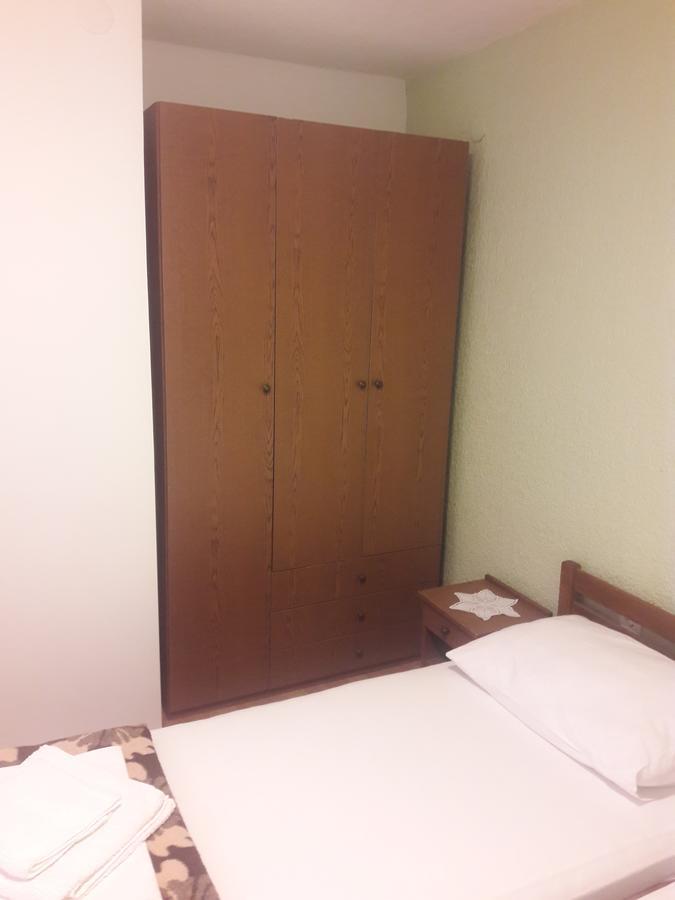 Roza Guest House Сен Екстериор снимка