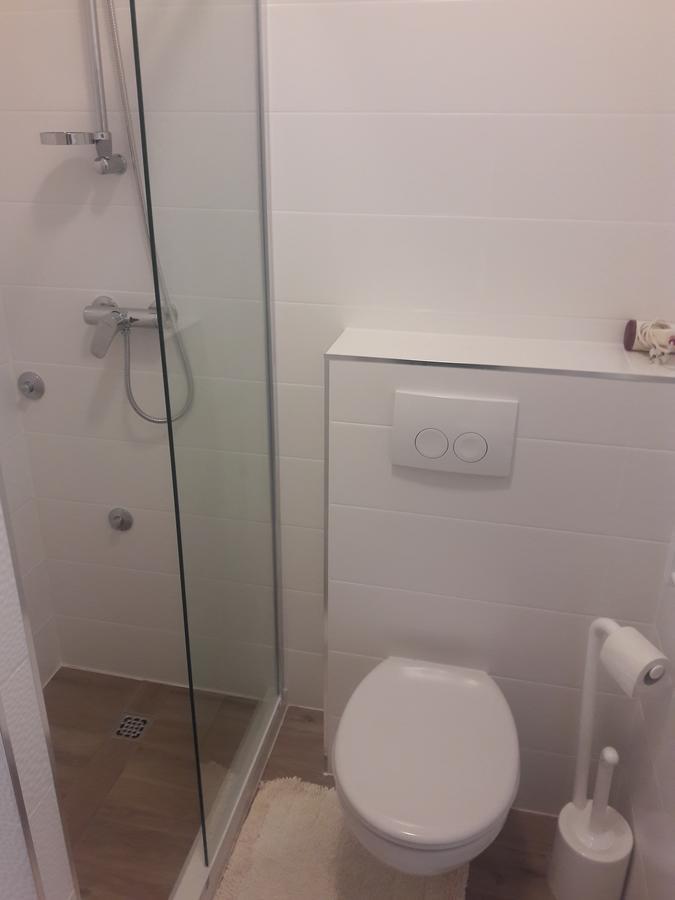 Roza Guest House Сен Екстериор снимка