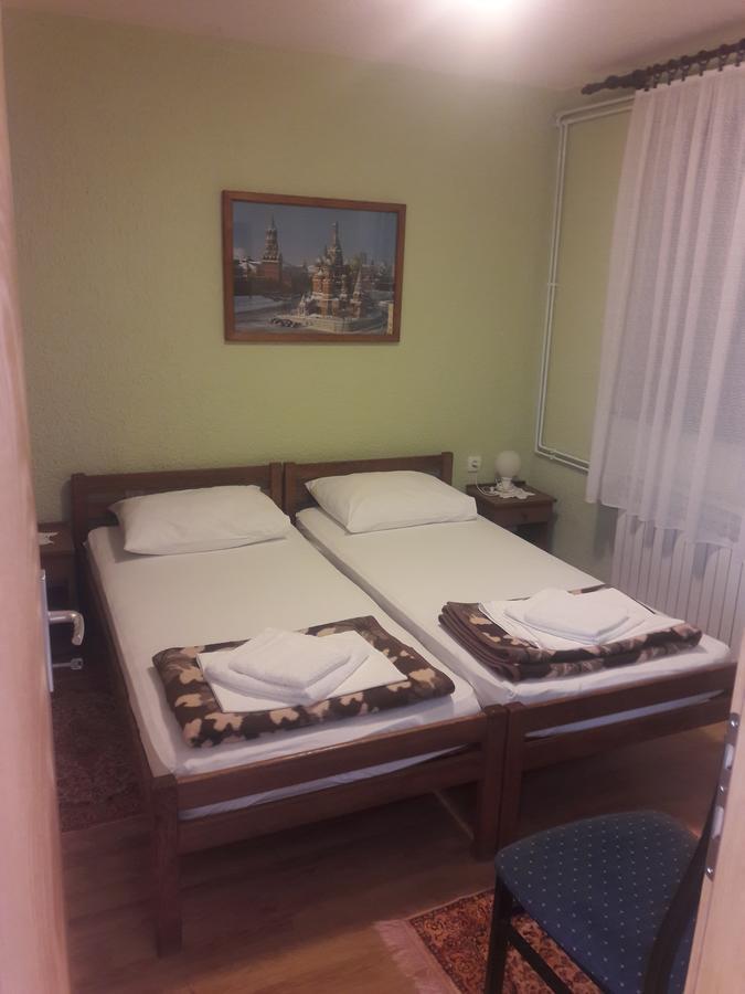 Roza Guest House Сен Екстериор снимка